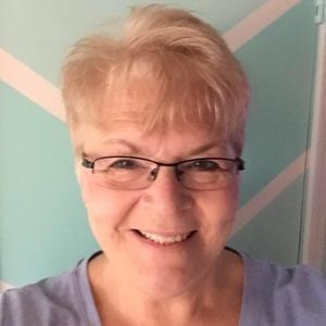 Meet your Posher, Anida